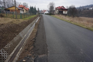 Gmina Jeleśnia (remont drogi w Pewli Wielkiej)